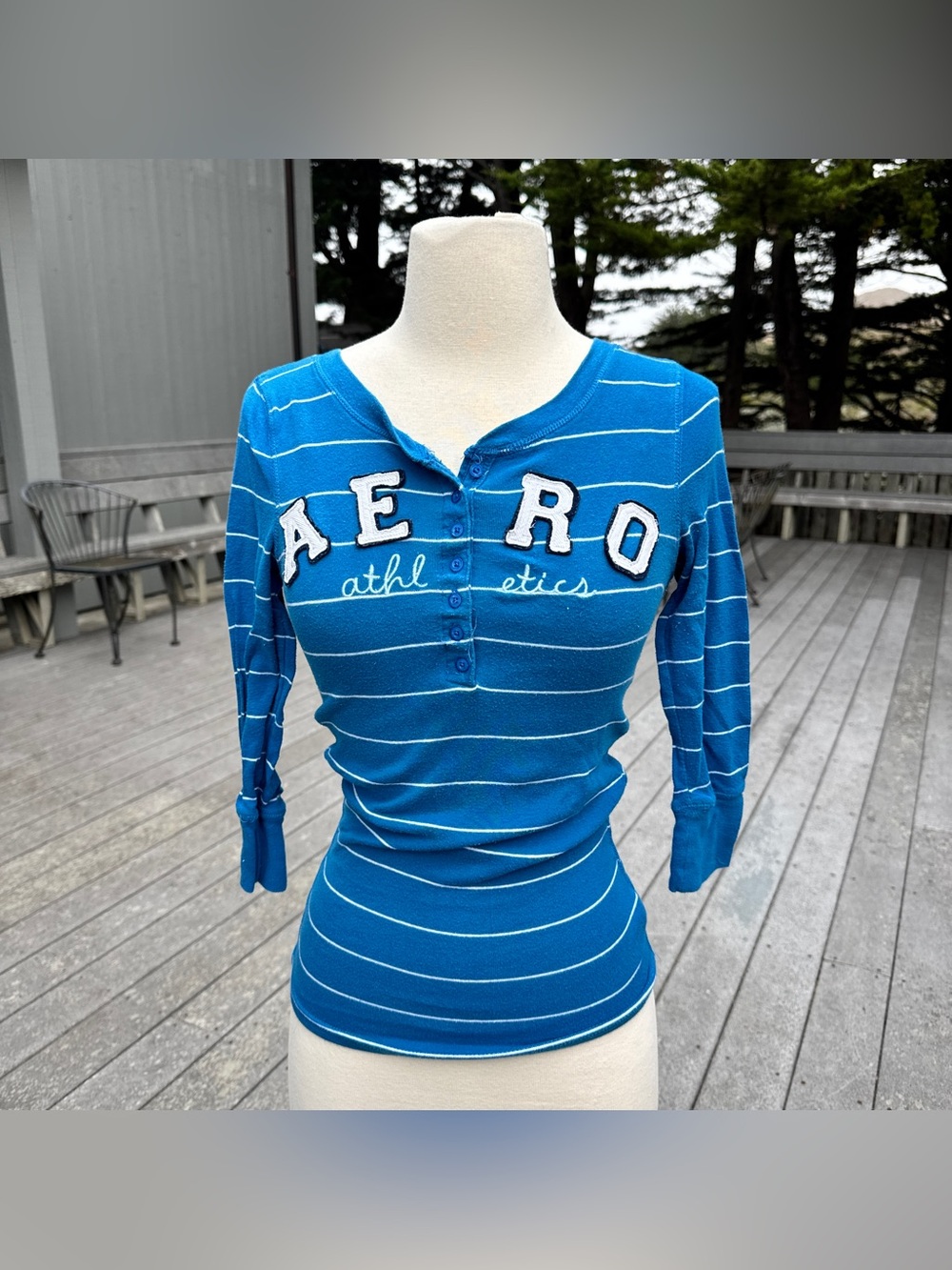 Y2K Aeropostale 3/4 Sleeve Fitted Top